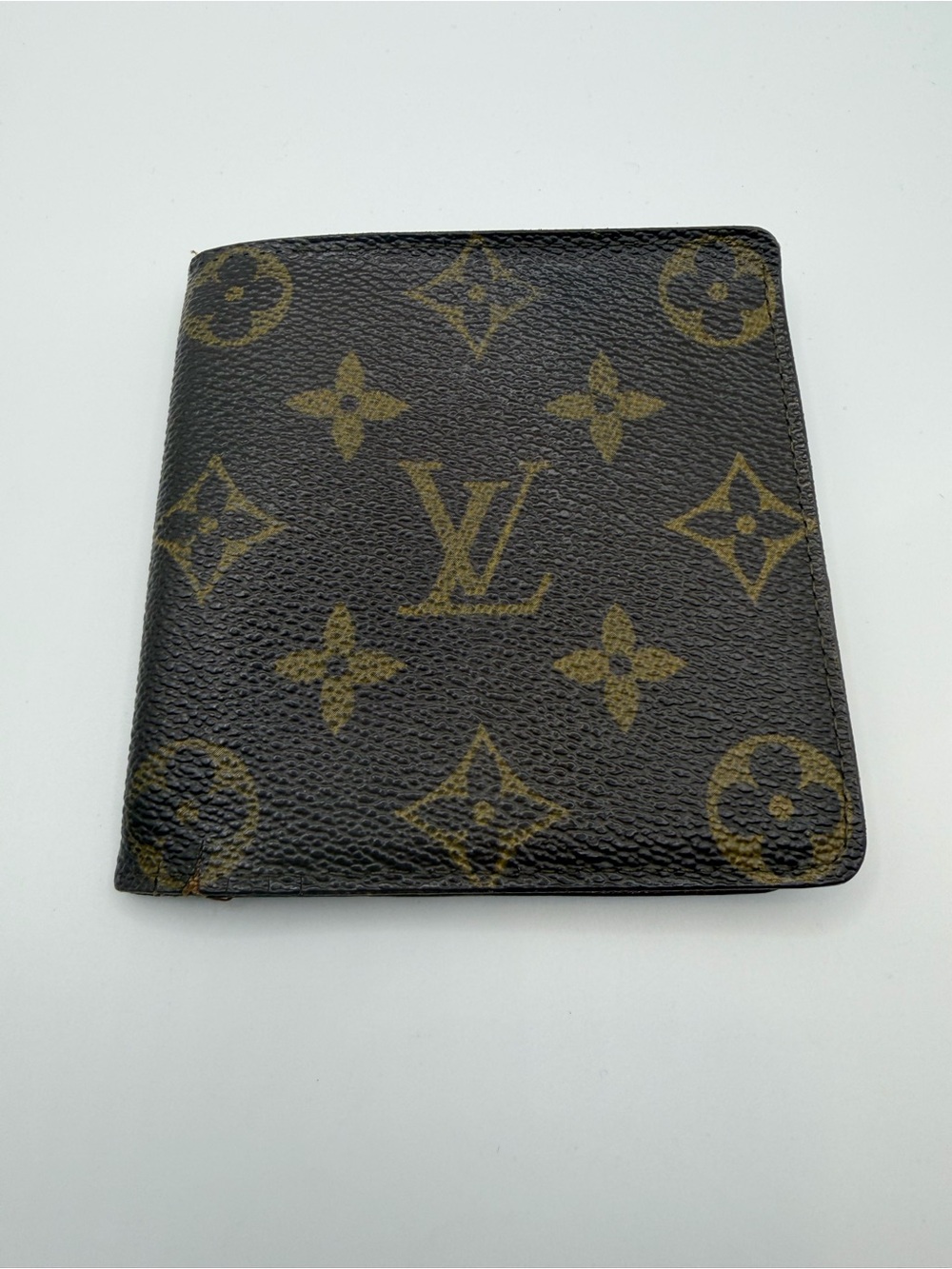 Louis Vuitton Marco Wallet - Picture 2 of 11